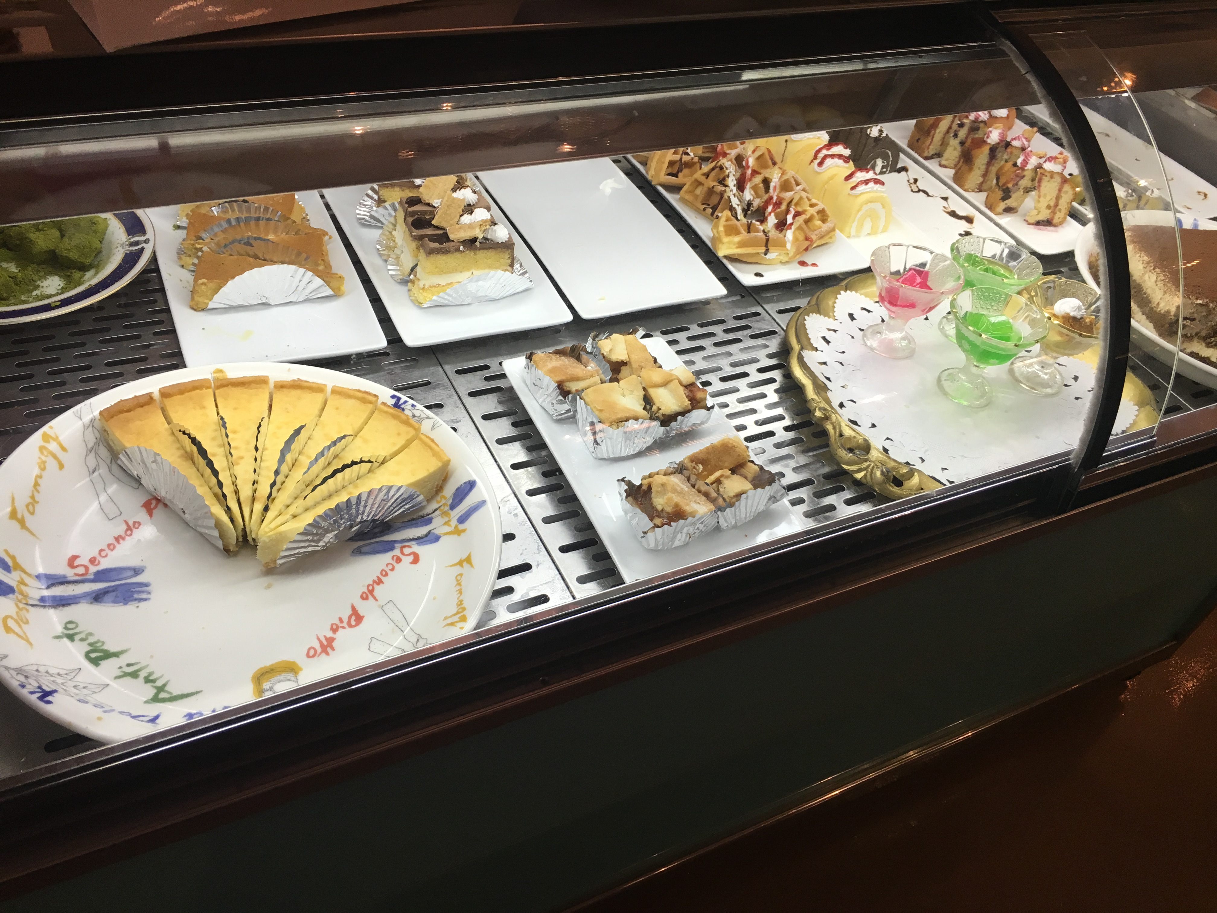 スイーツブッフェ 熊本でデザート食べ放題８８０円 熊本ポータル くまライク