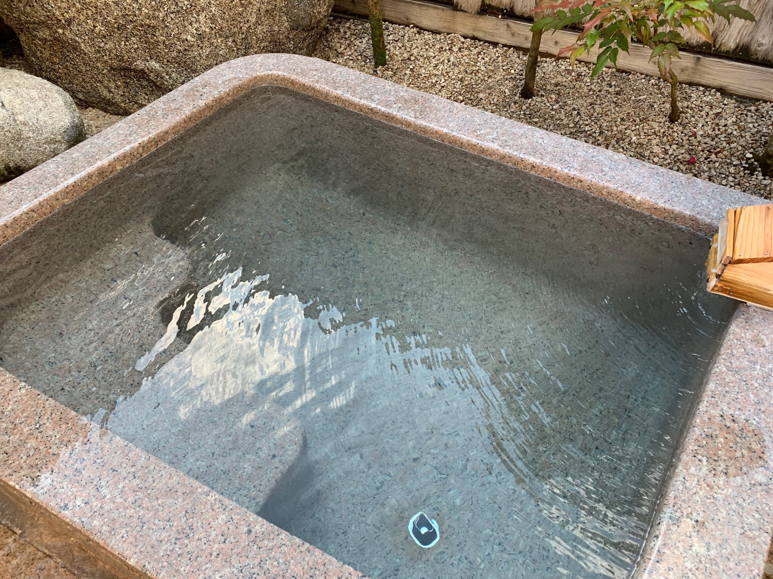 平山温泉 湯の川 10種類の貸切温泉が楽しめる 温みくじ 料金 営業時間 熊本ポータル くまライク